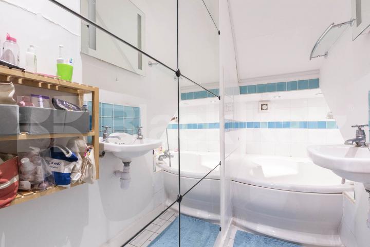 Spacious 2-Bed Flat on Ridge Rd, Crouch End with Stunning Alexandra Views Ridge Road, Crouch End